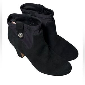 Taryn Rose Elegant Black Ankle Boots Size 8